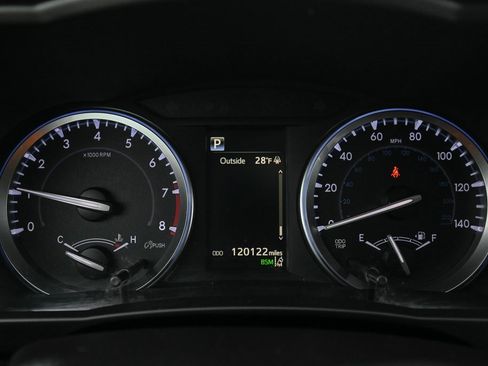 Used 2017 Toyota Highlander XLE image 38