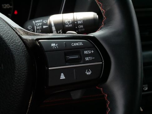 Used 2024 Honda Pilot TrailSport image 26