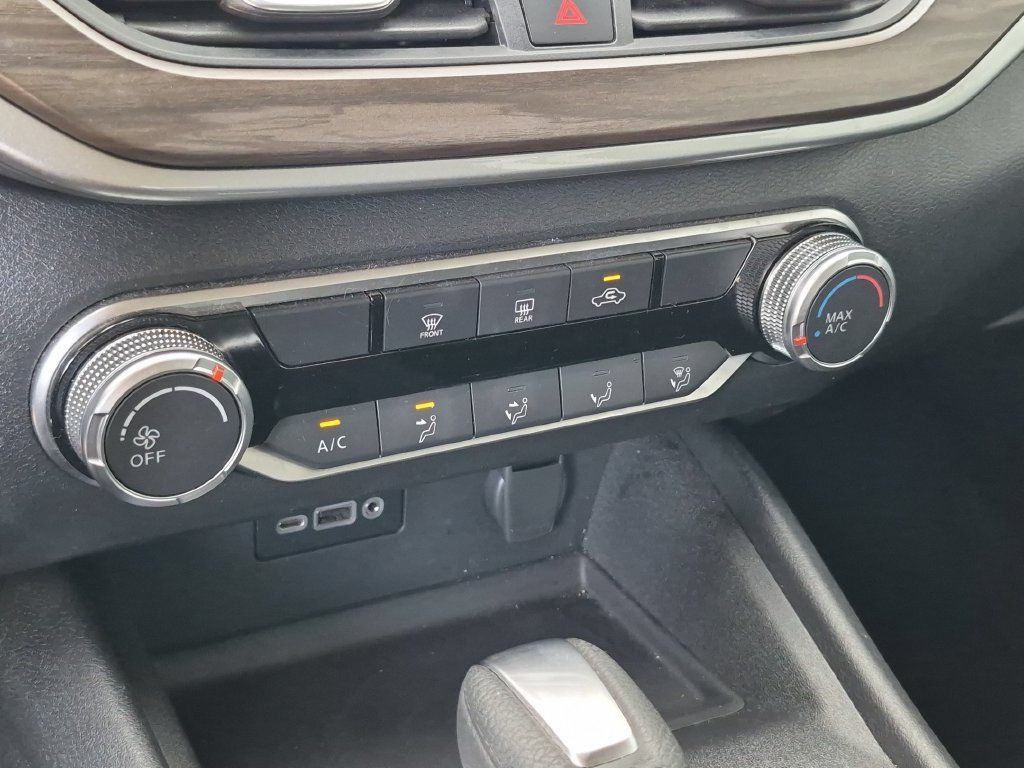 Certified 2025 Nissan Altima 2.5 SV FWD image 28
