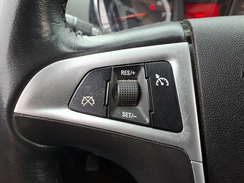 Used 2011 GMC Terrain SLT image 25