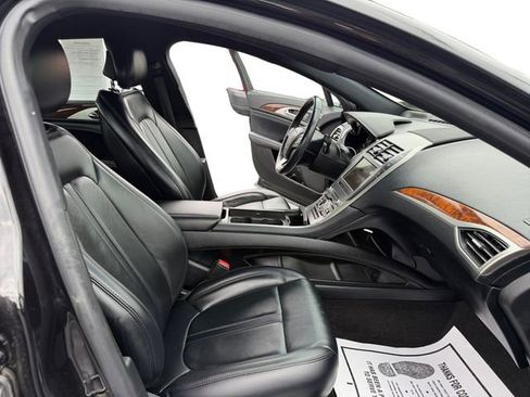 Used 2019 Lincoln MKZ Reserve FWD image 41
