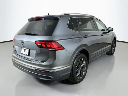 Used 2023 Volkswagen Tiguan SE FWD image 5