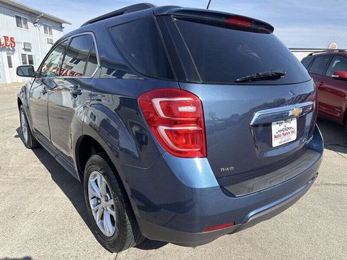 Used 2017 Chevrolet Equinox LT w/ Convenience Package image 5
