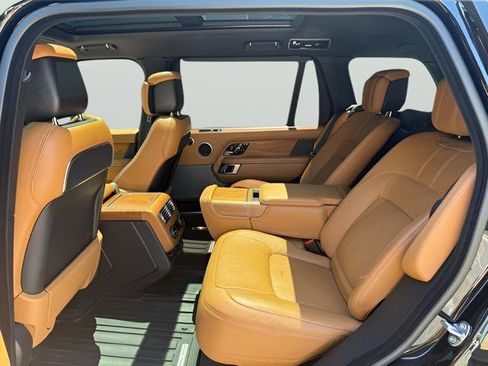 Used 2020 Land Rover Range Rover Long Wheelbase Autobiography AWD/4WD image 28