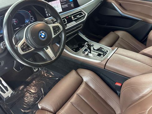 Used 2022 BMW X5 xDrive45e w/ M Sport Package AWD/4WD image 4