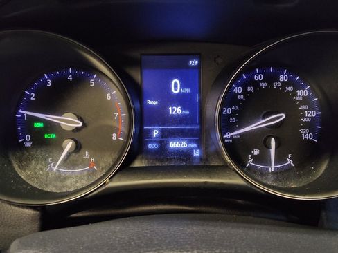 Used 2019 Toyota C-HR XLE FWD image 23