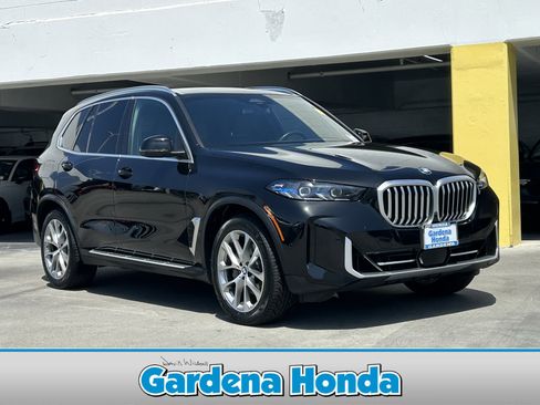 Used 2024 BMW X5 xDrive40i w/ Premium Package AWD/4WD image 1