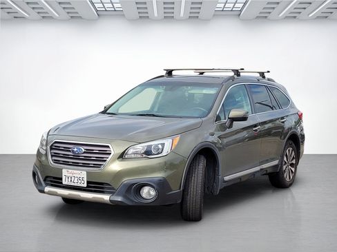 Used 2017 Subaru Outback 3.6R Touring w/ Popular Package #5A AWD/4WD image 8