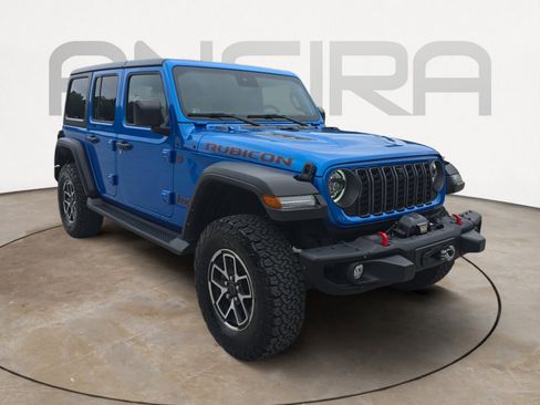 Used 2024 Jeep Wrangler Unlimited Rubicon w/ Capability Package AWD/4WD image 4