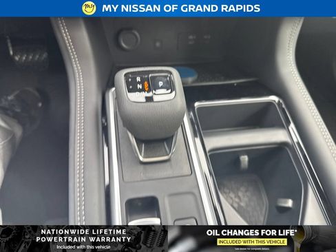 New 2026 Nissan Pathfinder Platinum AWD/4WD image 28