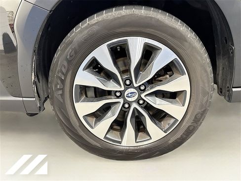 Certified 2023 Subaru Outback Limited XT image 33