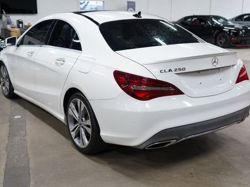 Used 2019 Mercedes-Benz CLA 250 image 3