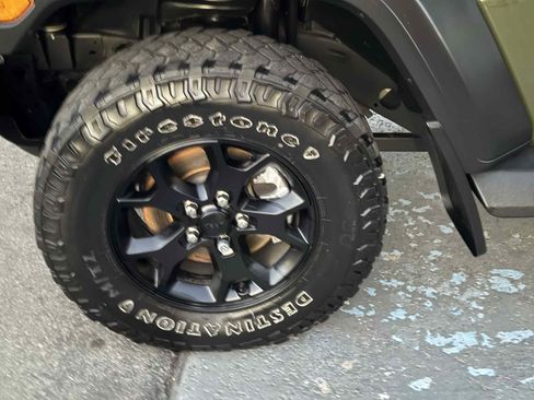 Used 2021 Jeep Wrangler Unlimited Sport AWD/4WD image 25