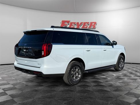 Used 2025 Ford Expedition Max Active image 5
