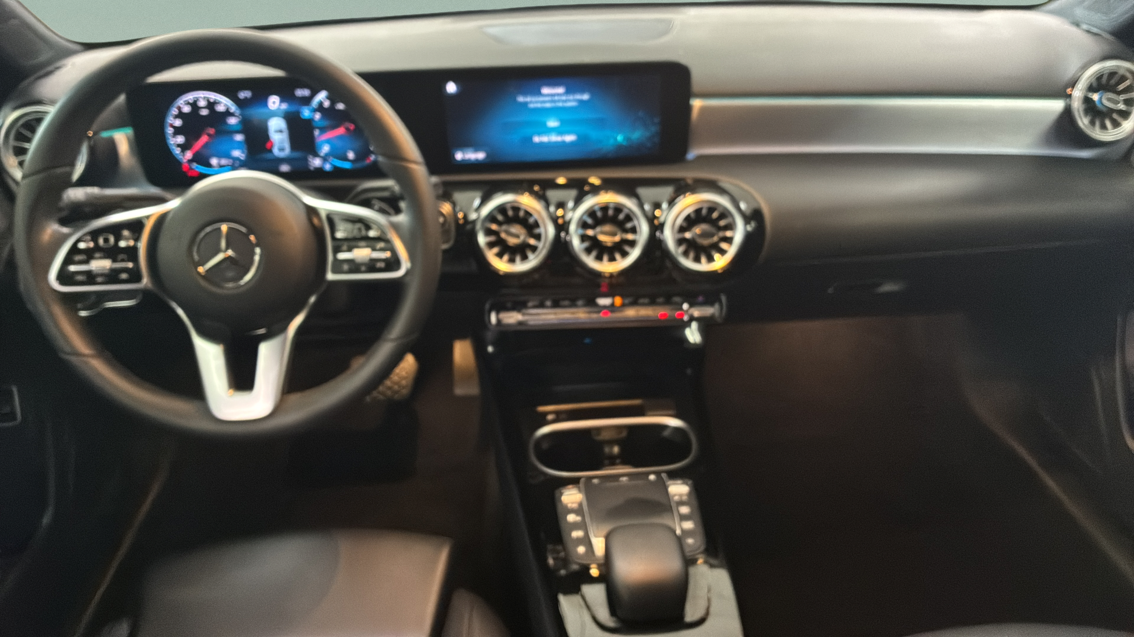 Used 2022 Mercedes-Benz A 220 image 15