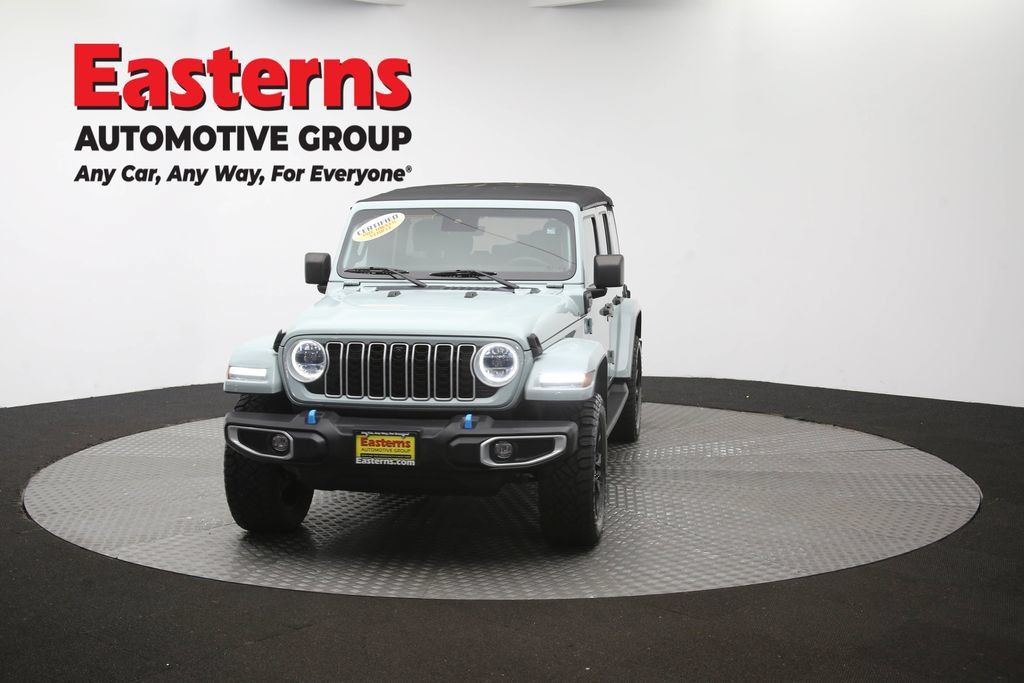 Used 2024 Jeep Wrangler Unlimited Sahara w/ Technology Group AWD/4WD image 53