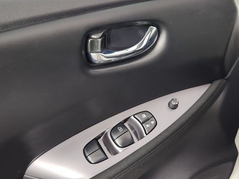 Used 2025 Nissan Leaf S FWD image 11
