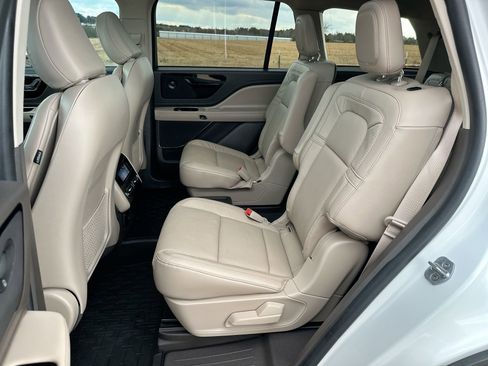 Used 2021 Lincoln Aviator Reserve w/ Equipment Group 201A image 23