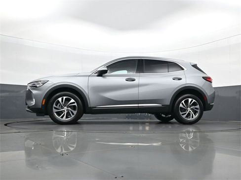 Used 2023 Buick Envision Essence image 28