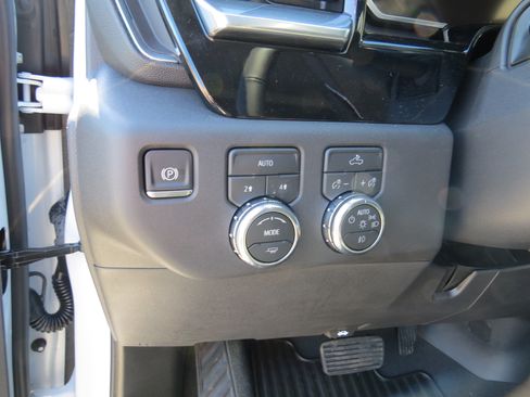 Used 2026 GMC Sierra 1500 Elevation AWD/4WD image 21