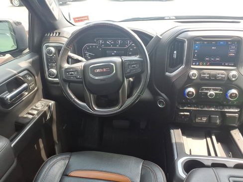 Used 2019 GMC Sierra 1500 AT4 w/ AT4 Premium Package AWD/4WD image 9