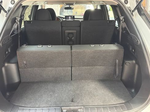Used 2023 Mitsubishi Outlander ES FWD image 10