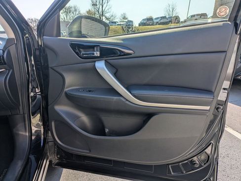 Used 2025 Mitsubishi Eclipse Cross SE image 32