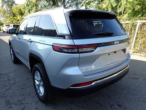 New 2025 Jeep Grand Cherokee Laredo X image 3