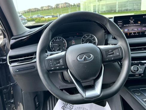 Used 2025 INFINITI QX60 Pure image 11