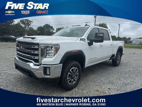 Used 2022 GMC Sierra 2500 SLE w/ SLE Value Package; AWD/4WD image 1