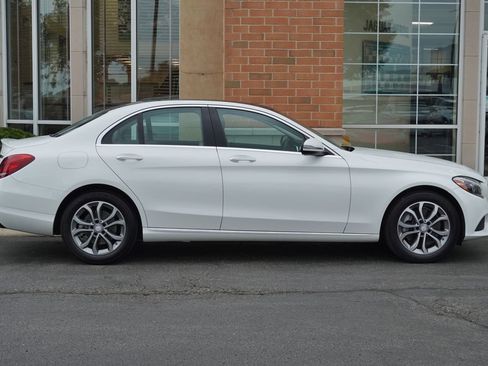 Used 2016 Mercedes-Benz C 300 4MATIC Sedan image 6