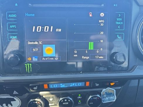 Used 2016 Toyota Tacoma TRD Sport w/ Premium & Technology Package image 21