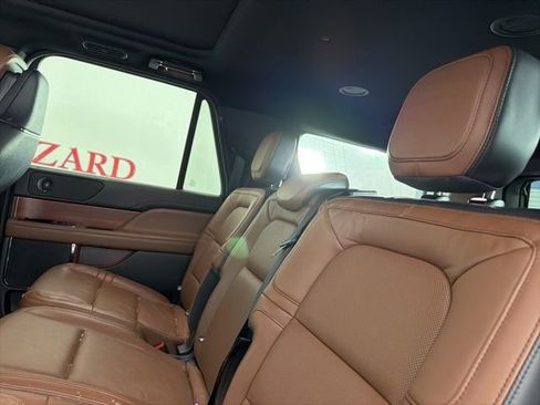 Used 2024 Lincoln Navigator L Reserve AWD/4WD image 13
