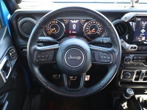 Used 2022 Jeep Gladiator Sport image 20