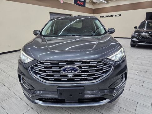 Used 2019 Ford Edge Titanium w/ Equipment Group 301A image 4