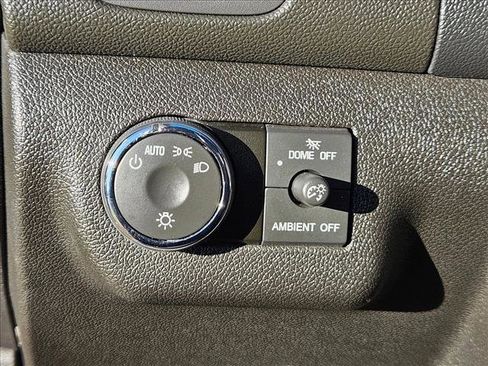 Used 2016 Buick Enclave Leather image 10