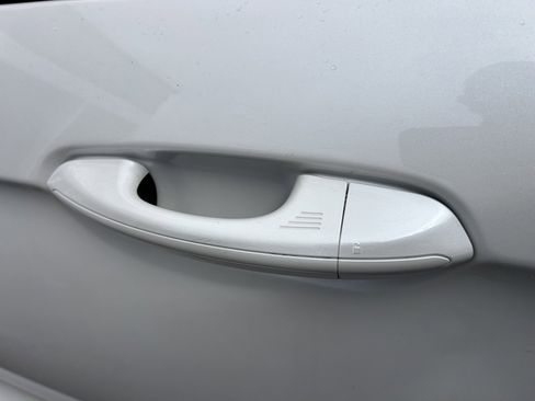 Used 2018 Ford Edge SEL w/ Equipment Group 201A image 10