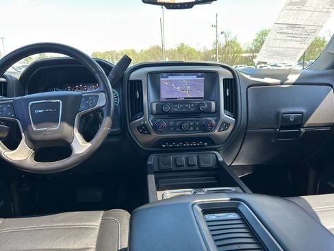Used 2018 GMC Sierra 1500 Denali image 5