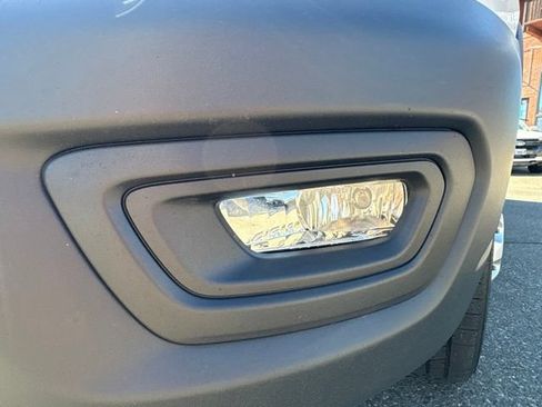 Used 2022 Ford Transit 250 Medium Roof AWD image 9