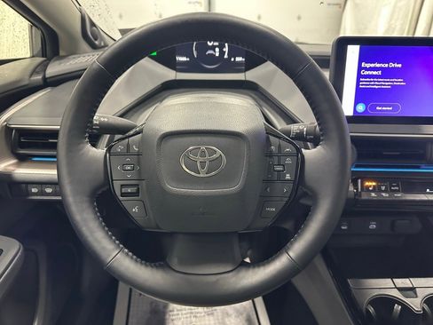 Used 2024 Toyota Prius Limited image 18
