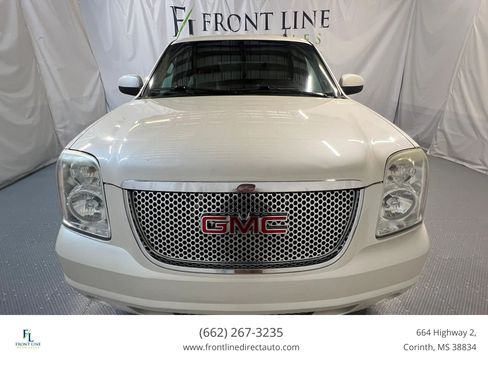 Used 2013 GMC Yukon XL Denali RWD image 2