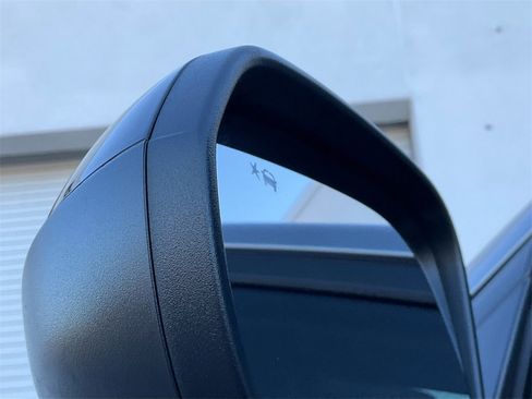 New 2026 Chevrolet Trax RS w/ Driver Confidence Package image 32