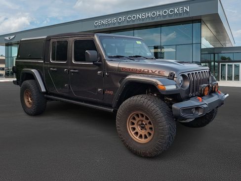 Used 2022 Jeep Gladiator Mojave w/ LED Lighting Group AWD/4WD image 3