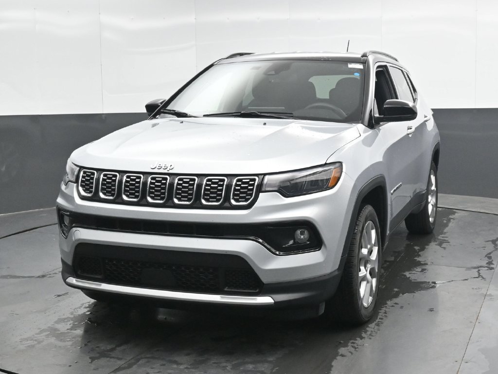 Used 2025 Jeep Compass Limited AWD/4WD image 6