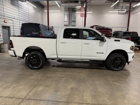 Certified 2024 RAM 2500 Big Horn w/ Night Edition AWD/4WD image 4