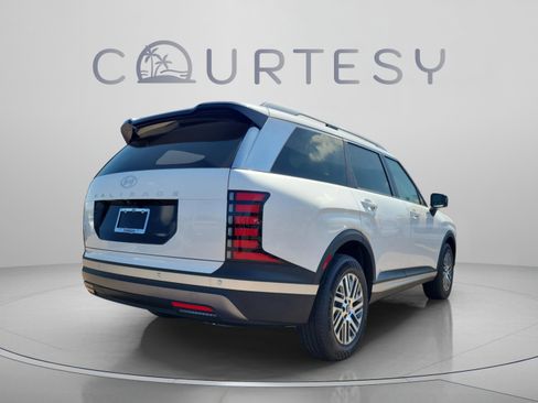 New 2026 Hyundai Palisade SEL FWD image 3