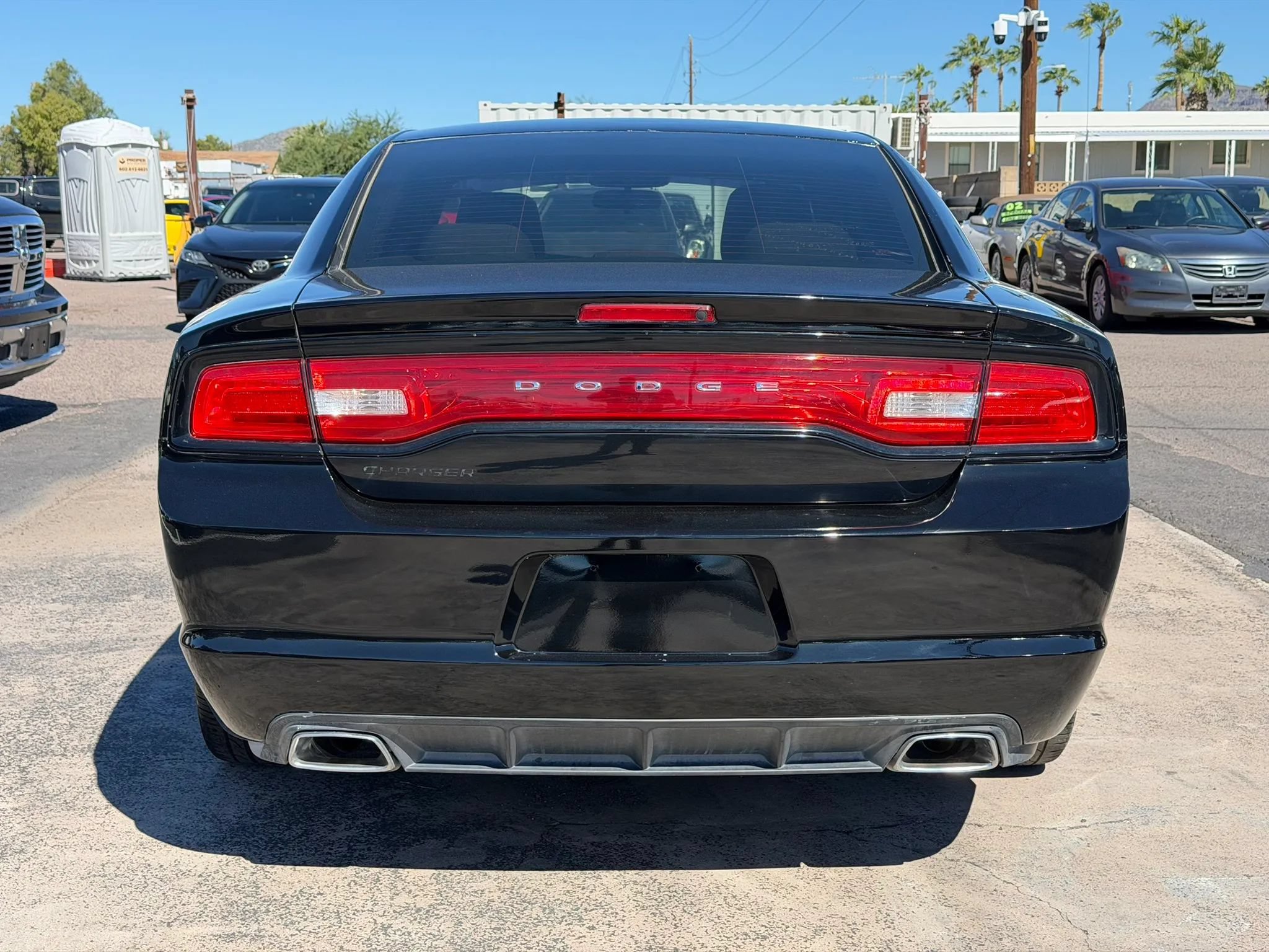 Used 2013 Dodge Charger SE RWD image 7