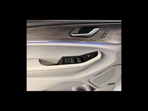 Used 2022 Jeep Grand Cherokee Overland AWD/4WD image 12