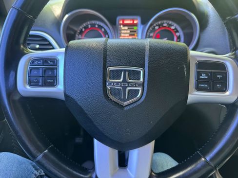Used 2019 Dodge Journey SE FWD image 27