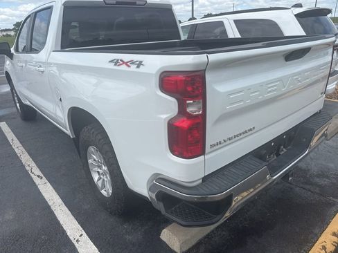 Used 2019 Chevrolet Silverado 1500 LT w/ Convenience Package AWD/4WD image 6